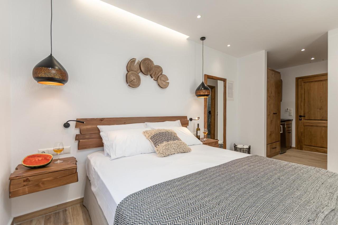 Galazia Boutique Apartments Naxos City Екстериор снимка