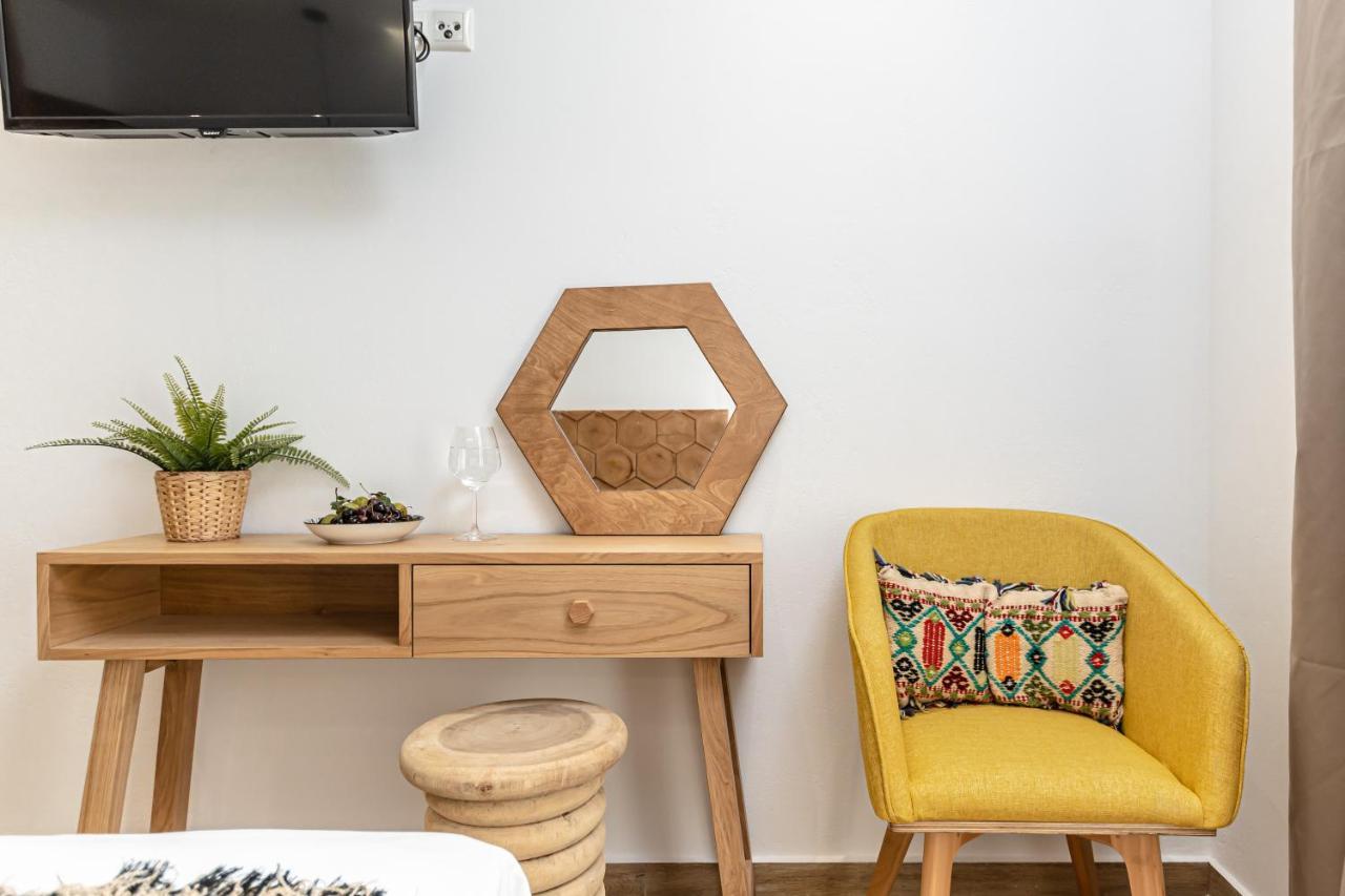Galazia Boutique Apartments Naxos City Екстериор снимка