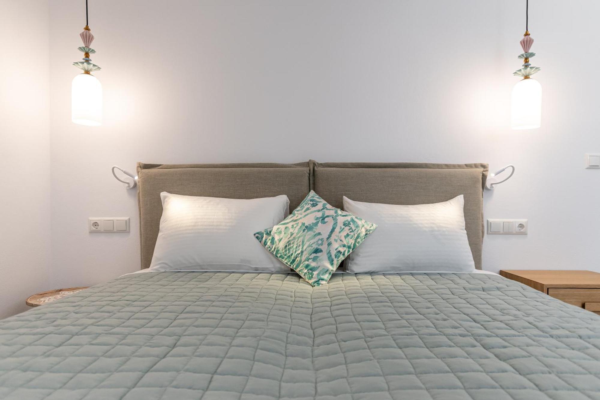 Galazia Boutique Apartments Naxos City Екстериор снимка