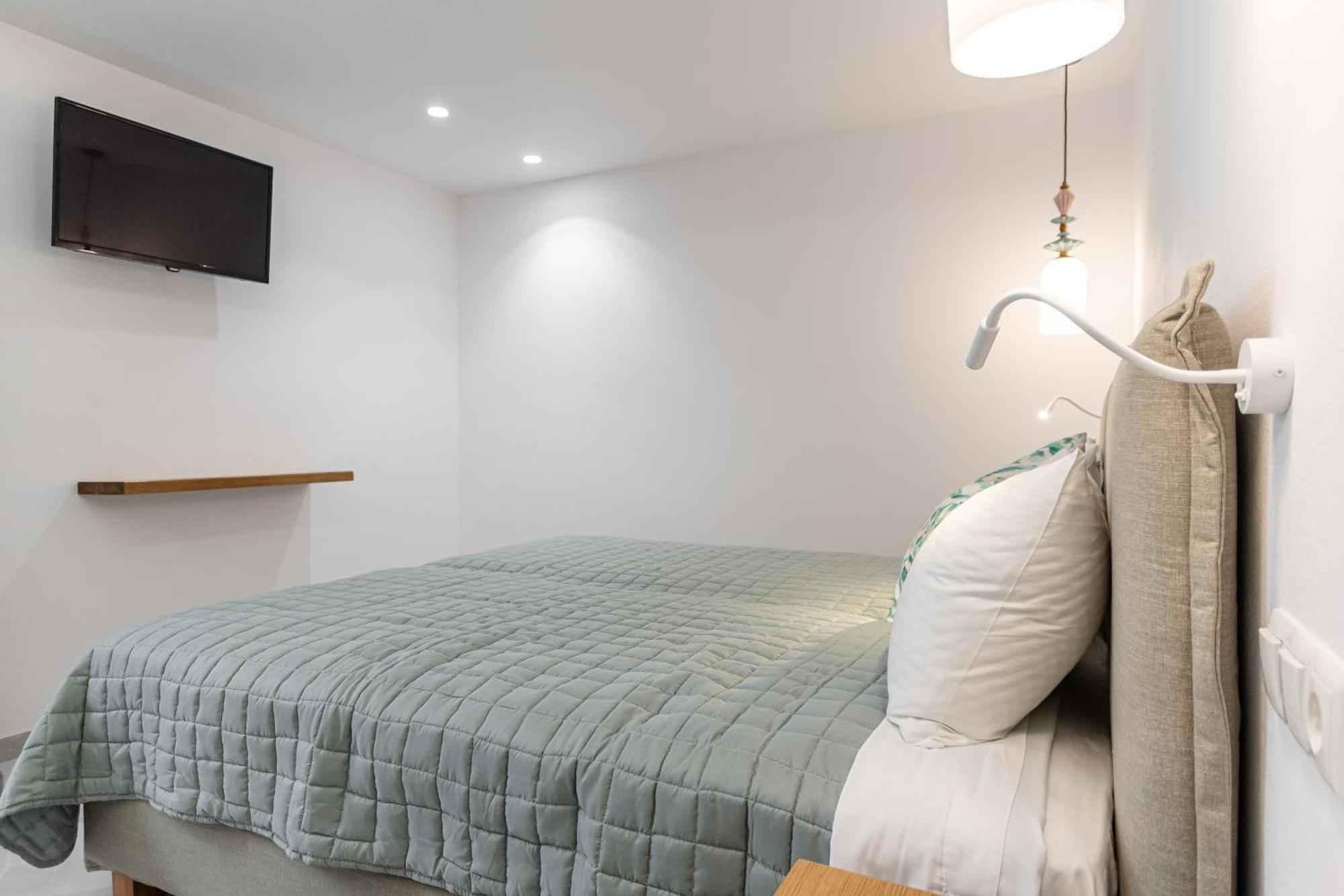 Galazia Boutique Apartments Naxos City Екстериор снимка