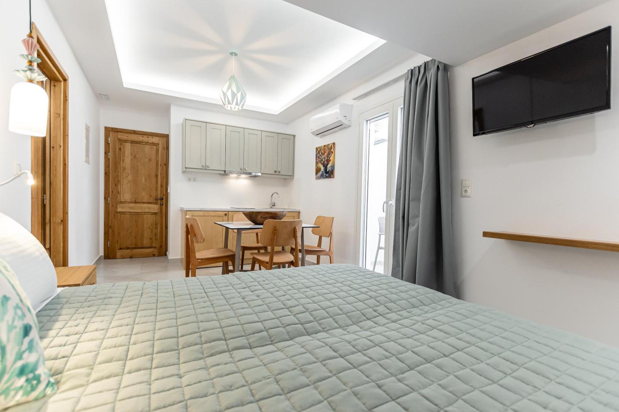 Galazia Boutique Apartments Naxos City Екстериор снимка